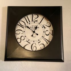 Working Decor Wall Clock