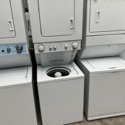 24" Whirlpool Stackable Gas Heavy Duty