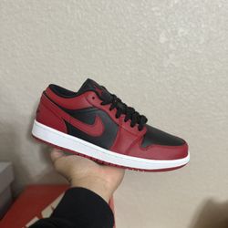 DS Jordan 1 Low Reverse Bred size 8