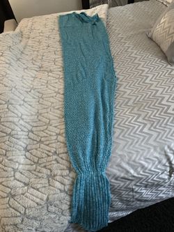 Mermaid skirt blanket