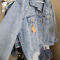 NEW! Beautiful Chlothing 