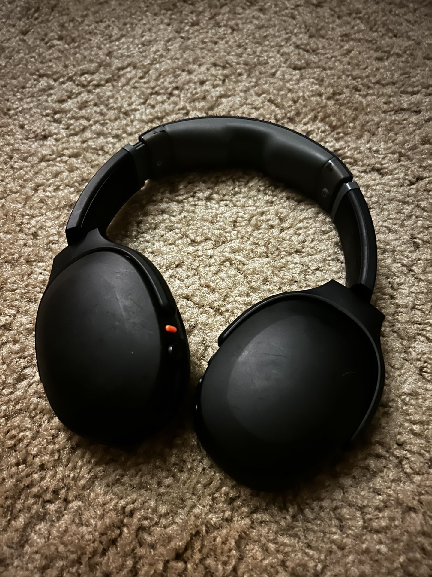 Skullcandy Crusher EVO Wireless Over-Ear Headphones, NEEDS REPLACEMENT CUSHIONS