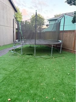 Trampoline