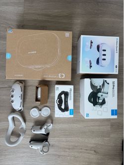 Meta Quest 3 512GB Bundle — NEW SEALED + BOBOVR Accessories