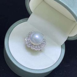 Fresh Water Real Pearls Ring. Adjustable 