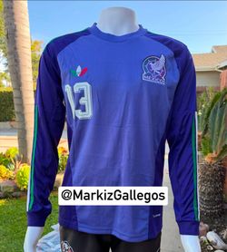 MEXICO GOALKEEPER 💜🇲🇽 G. OCHOA #13