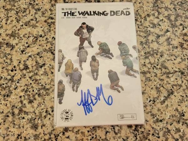 AUTOGRAPHED-The Walking Dead comic - Issue #168
168 - The Walking Dead composed by Robert Kirkman of the Graphic Novels, Horror, Action, Adventure, Sc