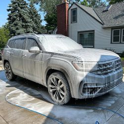 WASH🚗YOUR🧼CAR 