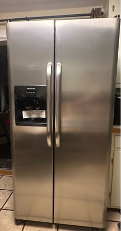 Refrigerator-FRIGIDAIRE