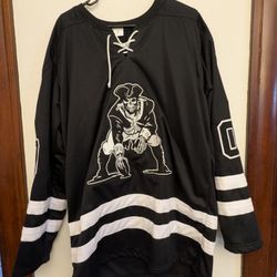 New England Patriots Pat the Skeleton Hockey Jersey (L)