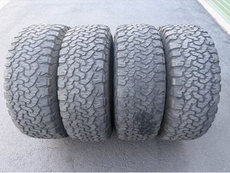 (4) 285/70R17 BFGoodrich All Terrain KO2