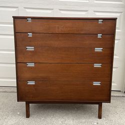 Vintage Bassett Mid Century Modern Walnut Highboy Dresser