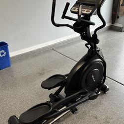 Elliptical Work Out Machine (Sole E25)