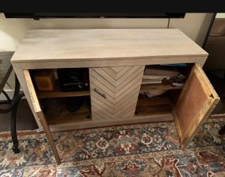 3 Drawer tv Stand