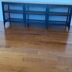 TV console 