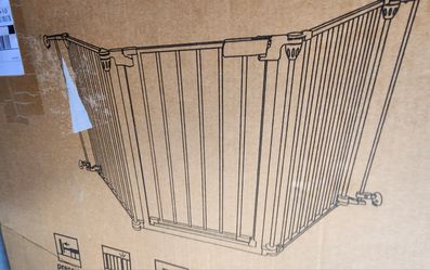 NEW Baby / Pet Gate  Black/ Measurements In Picture