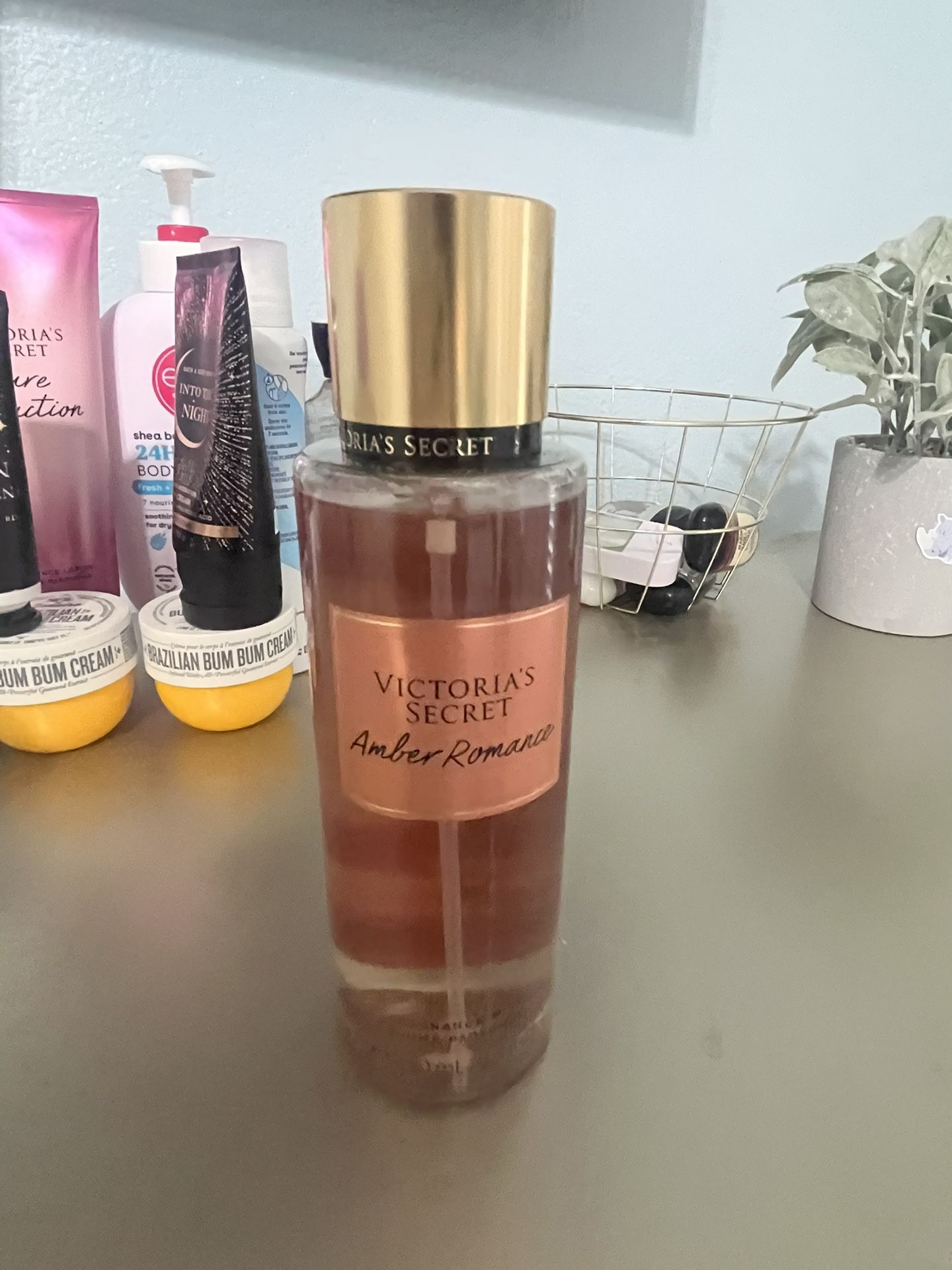 victoria’s secret amber romance perfume