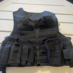 Safari land Carrier Excellent Condition Paid $550