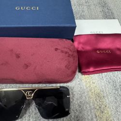 Guccis Sunglasses 