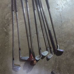 VINTAGE GOLF CLUBS