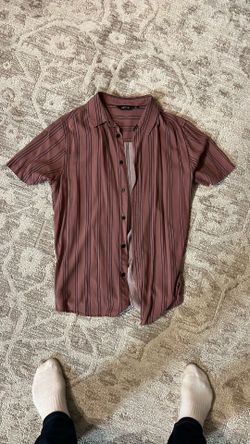 Men’s Small Button Up Shirt