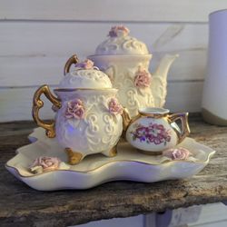 Tea Cup Set