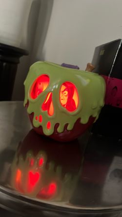 Disney Villain scentsy warmer