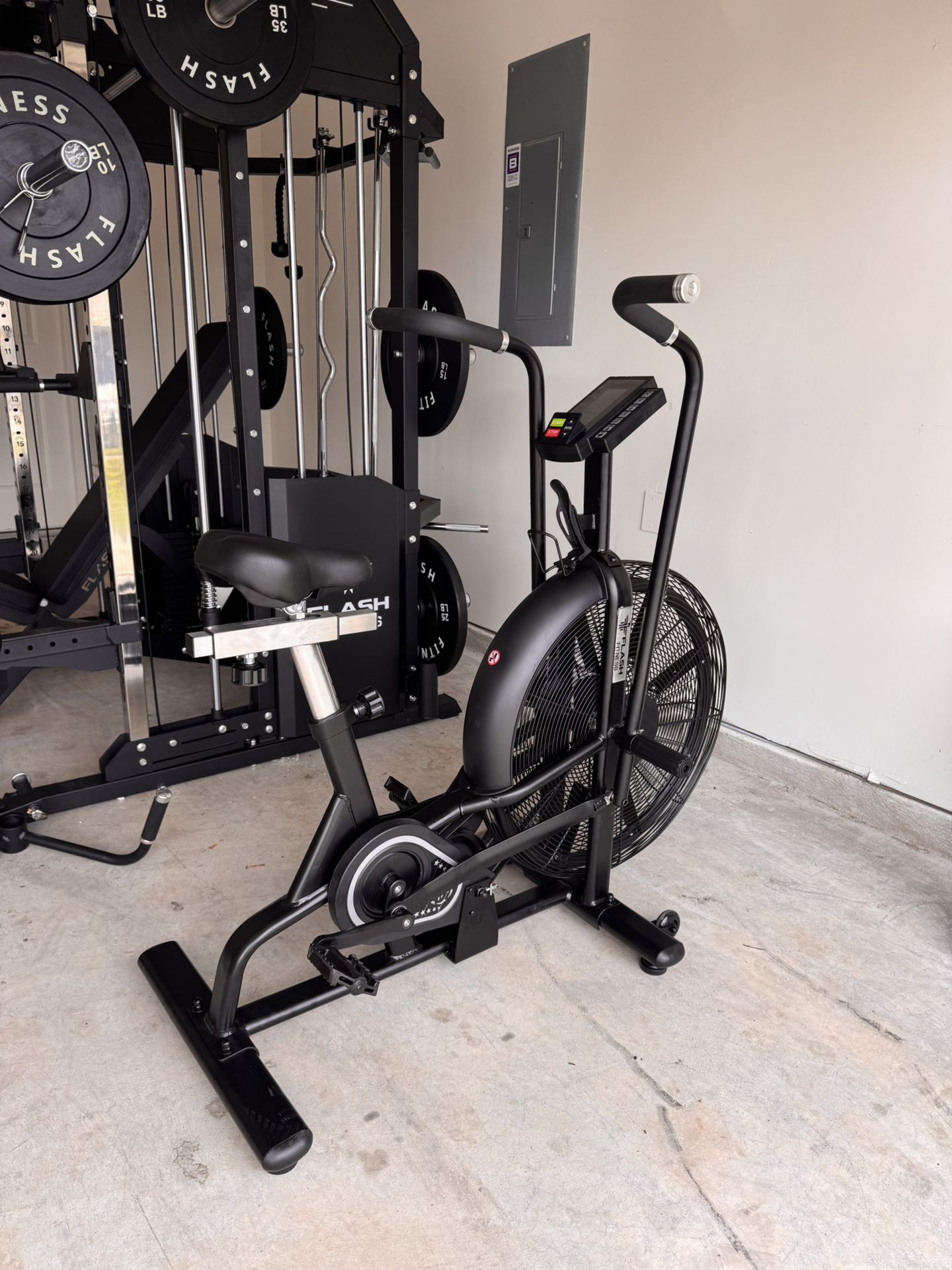 Air Bike Air Dyne Brand New In The Box β
π¦