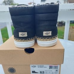Ugg Sneakers 