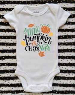 Autumn/ fall/ Halloween pregnancy announcement