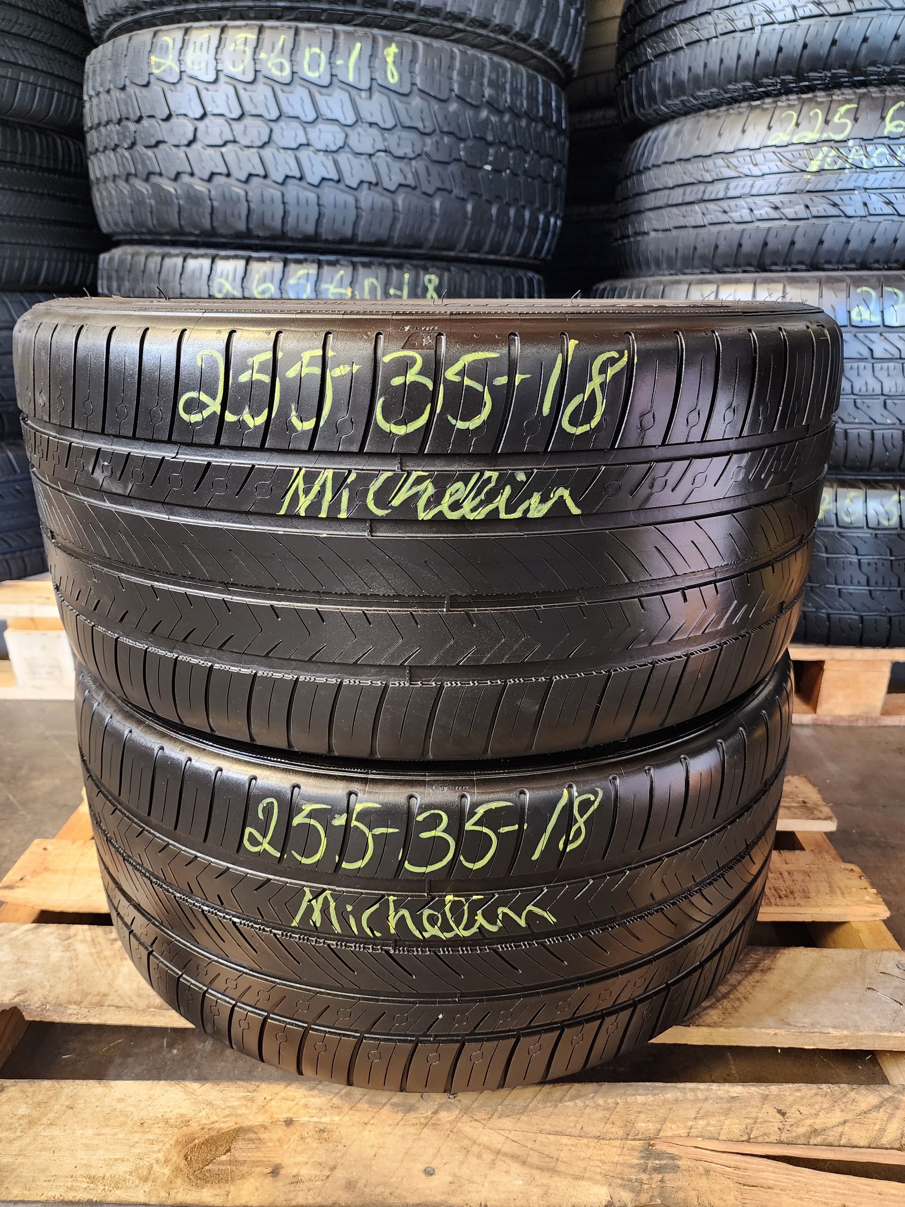 255 35ZR 18 MICHELIN PILOT SPORT TIRES 2553518 USED TIRES (SET) MOUNT BALANCE INCLUDED