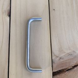 Cabinet/drawer Pulls Handels 30 Count New