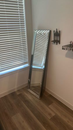 Full size mirror