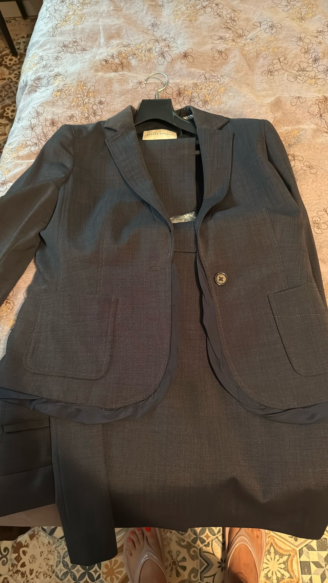 Women’s Suit W Pants And Skirt