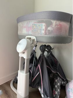 Graco Dreammore Bedside Basinet