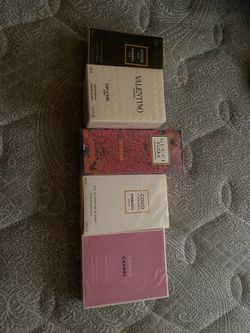 Colognes & Perfumes