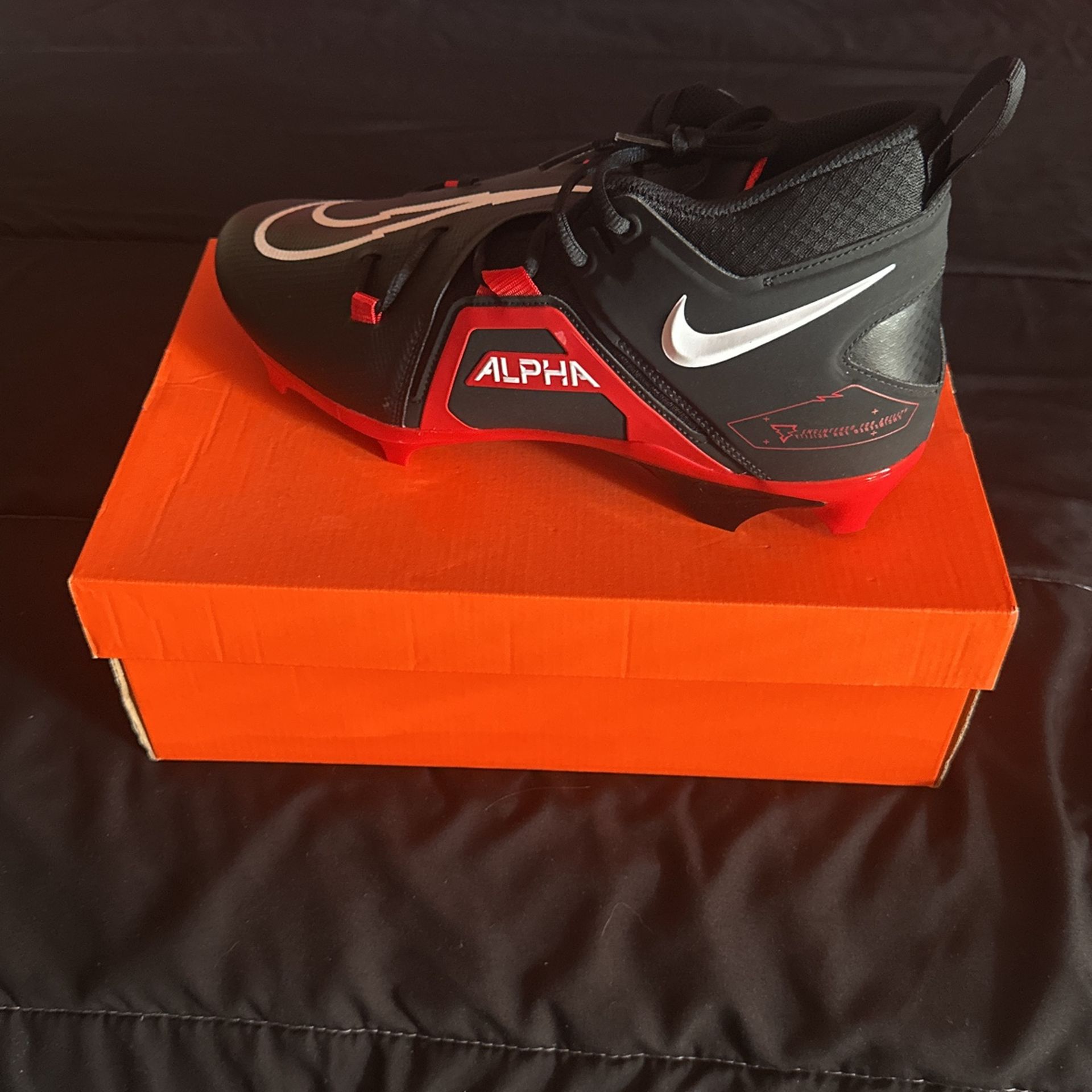 Nike Alpha Menace Pro 3 Football Cleats