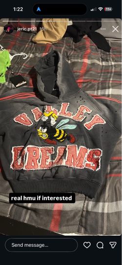 valley dreams hoodie HMU ASAP SEND OFFERS OR TRADES ASAP