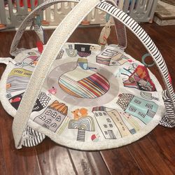 Skip Hop Play Mat