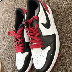 Air Jordan 1 Low Retro OG Black Toe