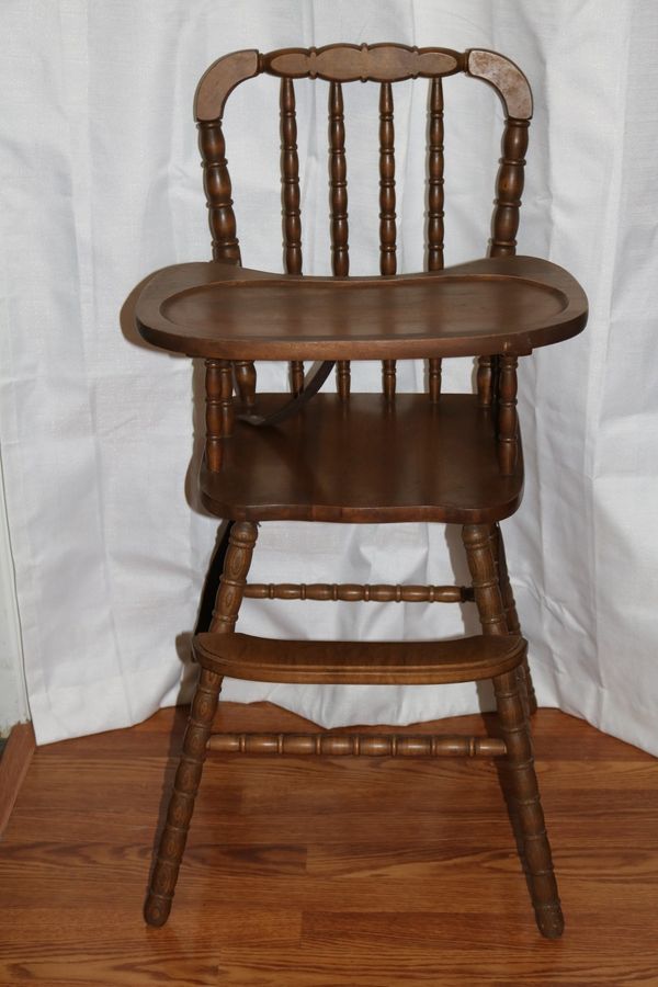 Vintage Jenny Lind Wooden Baby High Chair for Sale in DeBary, FL - OfferUp