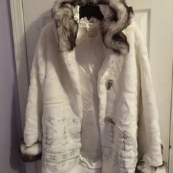 Women's Faux Fur Coat