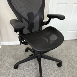 Herman Miller Aeron Size B