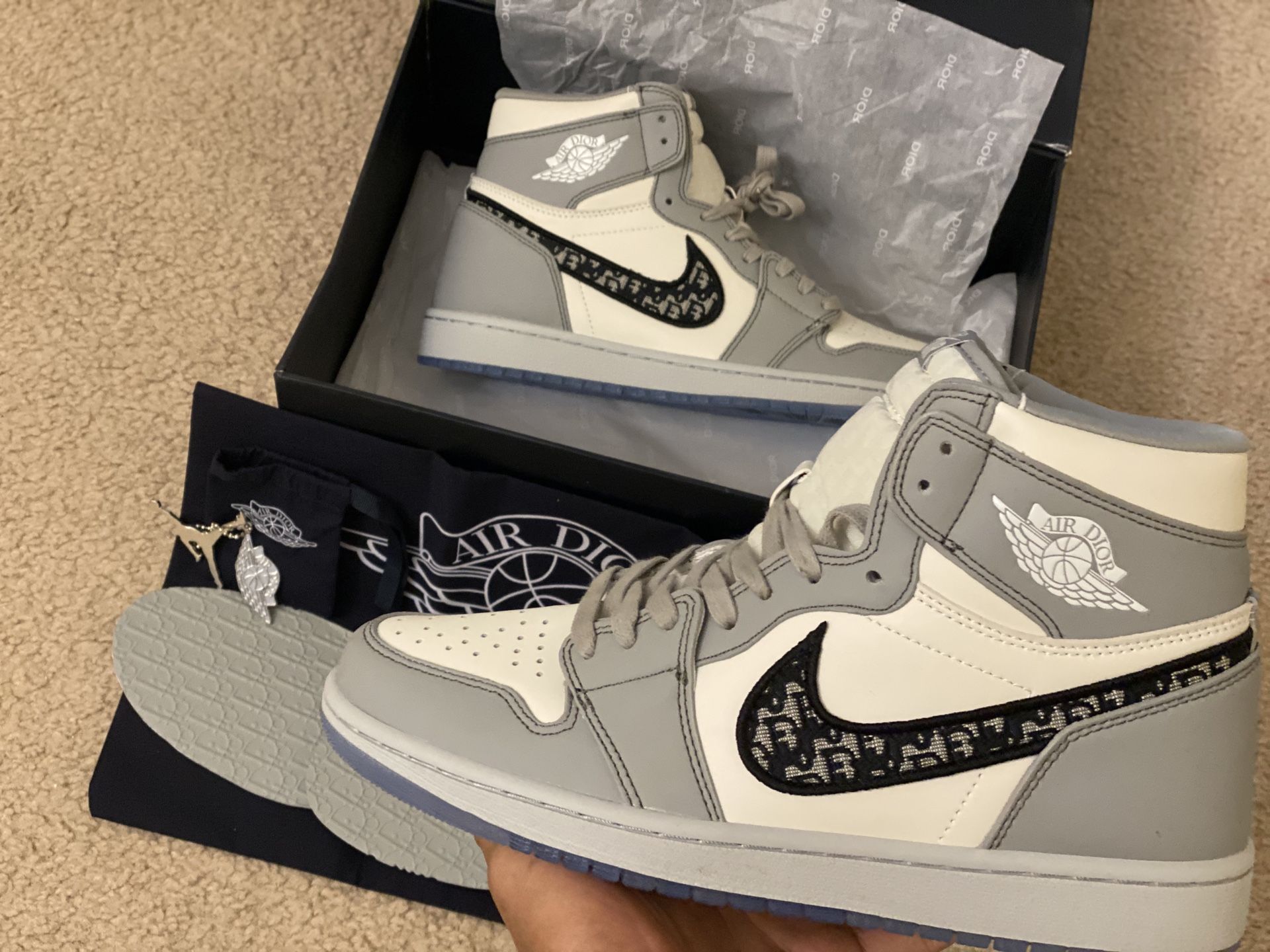 Jordan 1 Retro High Dior