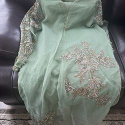 Pakistani & Indain Brand New Fancy Suit 