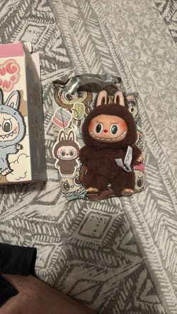 Exciting Macaron Secret Chestnut Cocoa Labubu