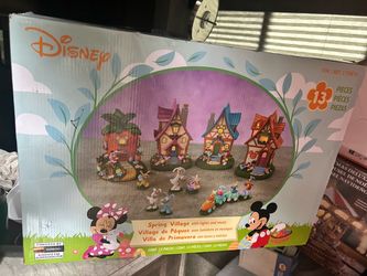 Disney holiday decorations