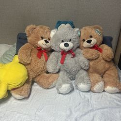 Teddy bears