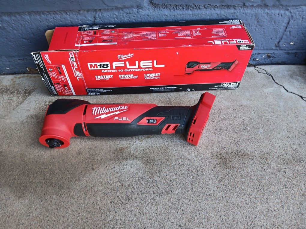 MULTITOOL MILWAUKEE TOOL ONLY 