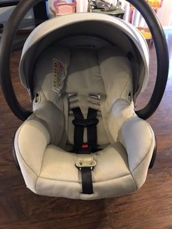 Maxi cosi car seat